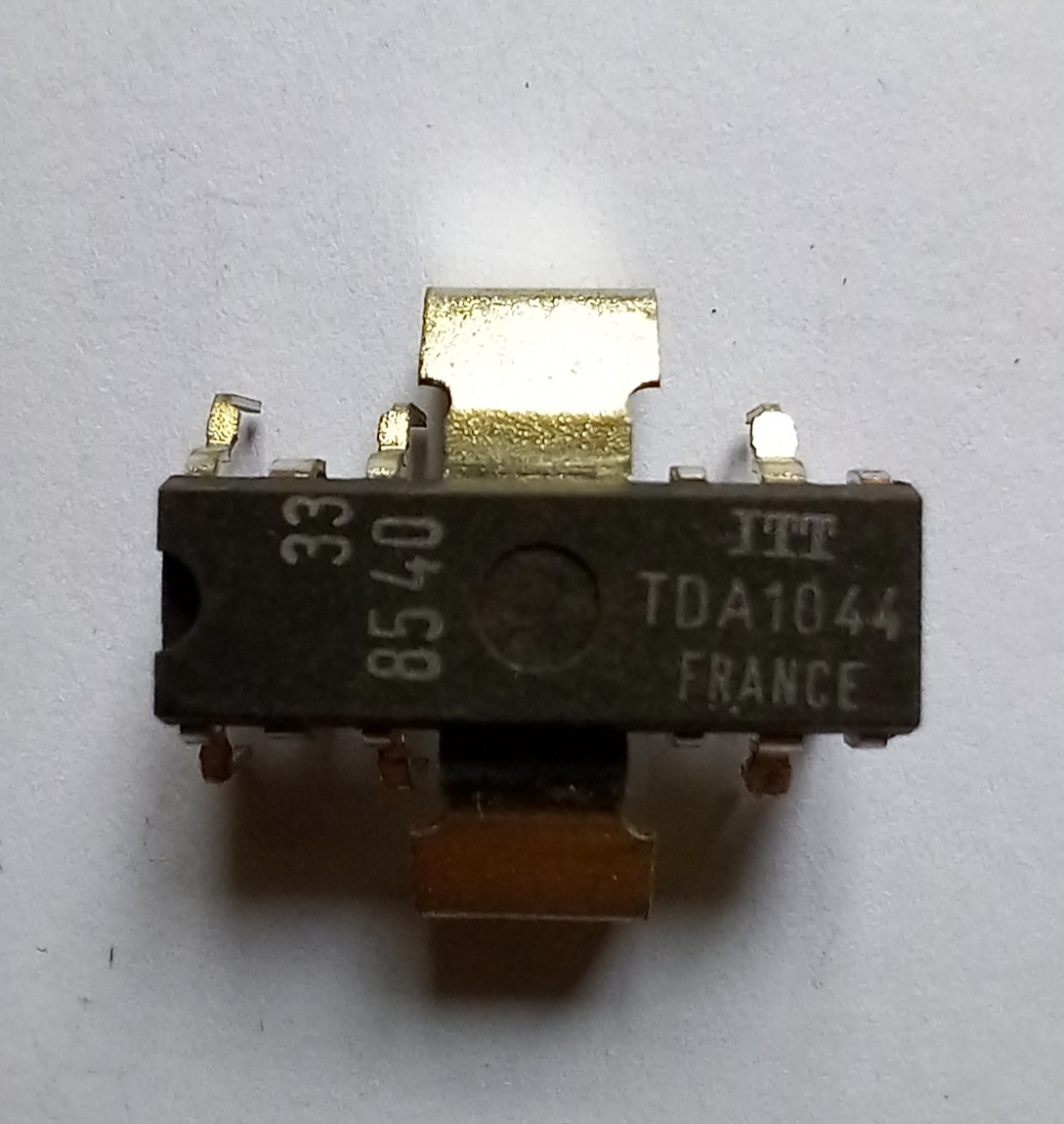 TDA1044