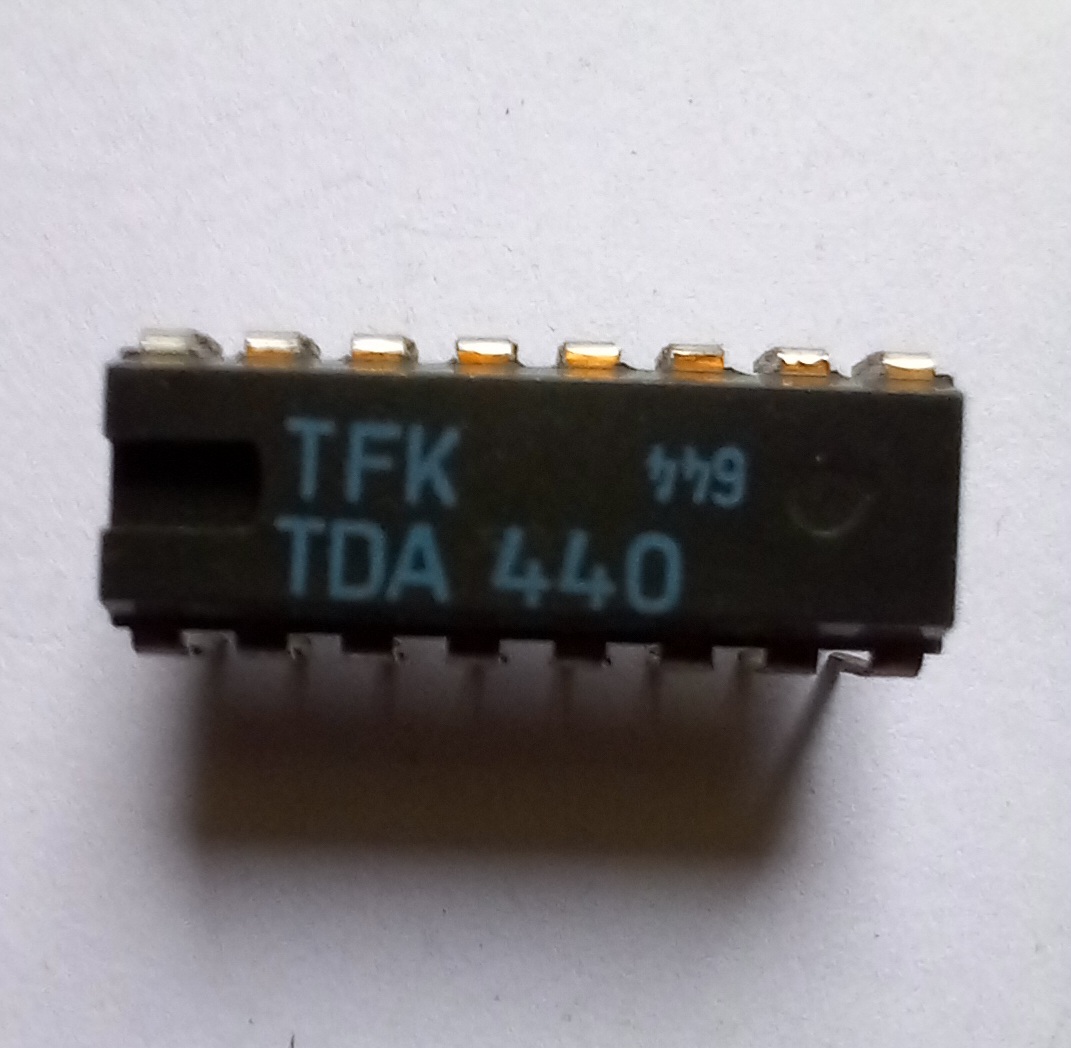 TDA440