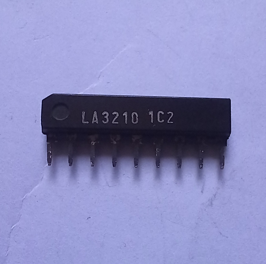 LA 3210